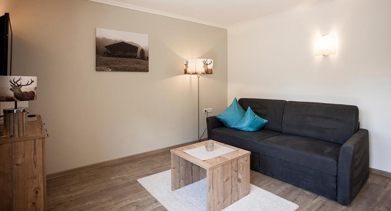 Living-Apart Anita Oetz Eksteriør bilde